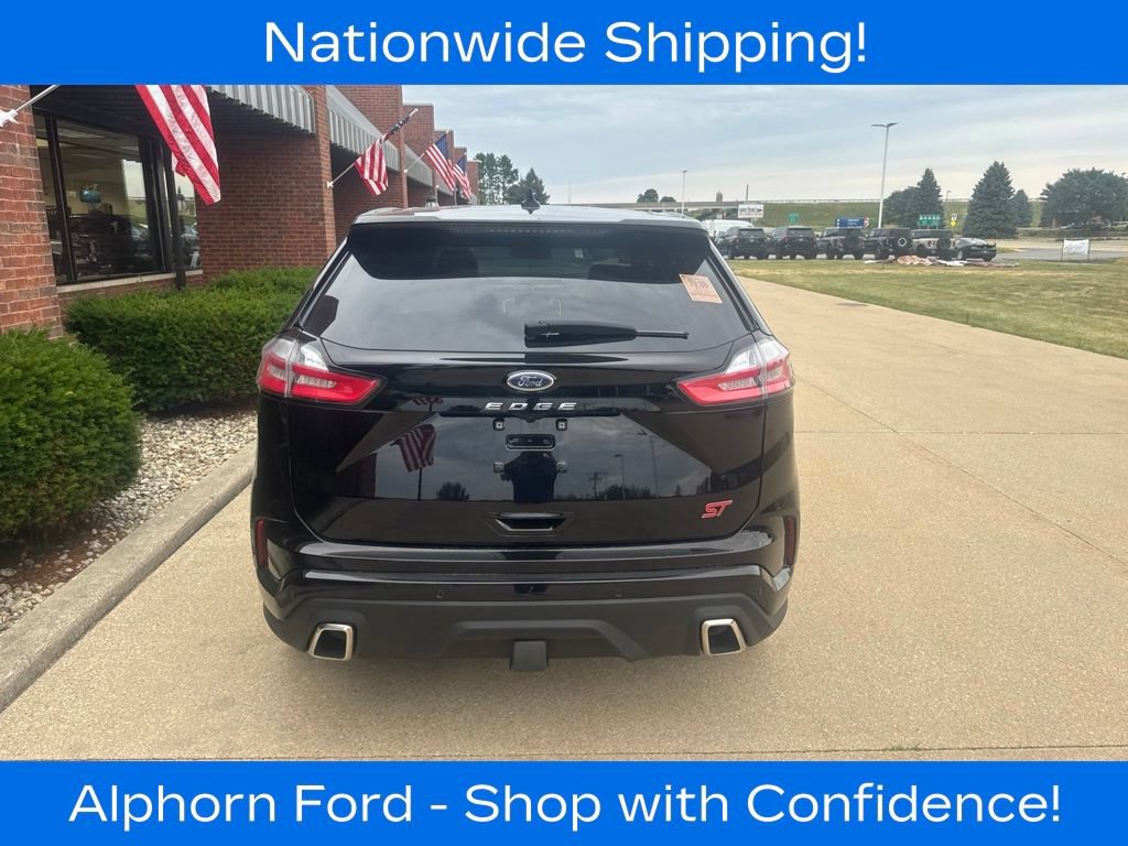 Certified 2023 Ford Edge ST w/ Equipment Group 401A AWD/4WD image 4