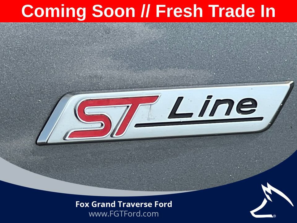 Certified 2025 Ford Escape ST-Line Select AWD/4WD image 2