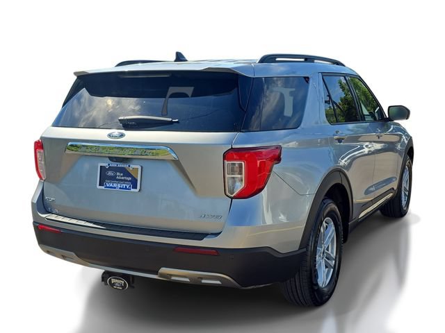 Certified 2021 Ford Explorer XLT w/ Equipment Group 202A AWD/4WD image 4