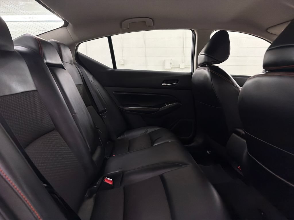 Used 2024 Nissan Altima 2.5 SR FWD image 29