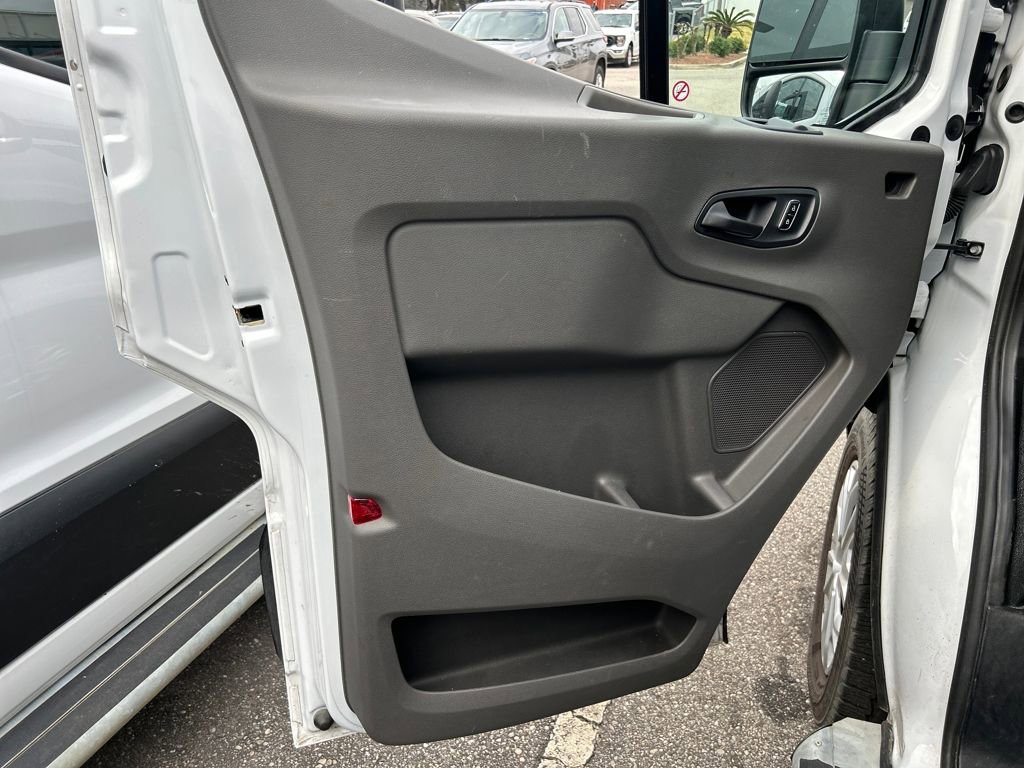 Certified 2024 Ford Transit 250 Low Roof w/ Exterior Upgrade Package image 9