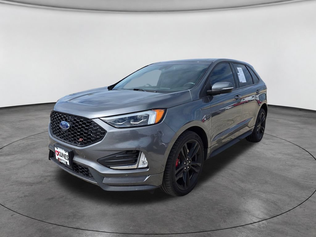 Certified 2022 Ford Edge ST w/ Equipment Group 401A AWD/4WD image 3