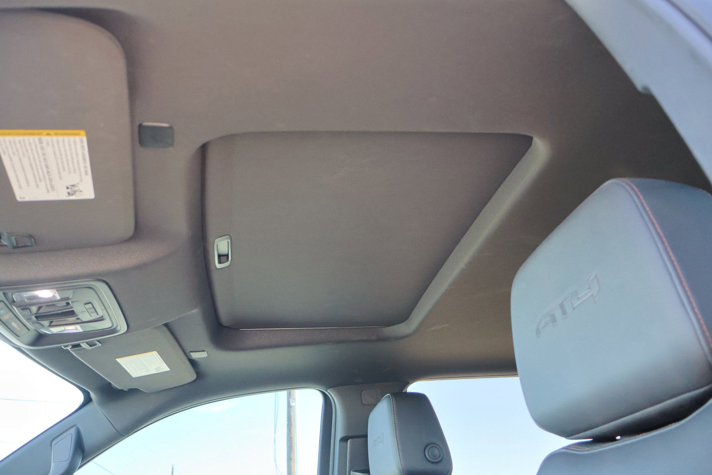 Used 2024 GMC Sierra 2500 AT4 w/ AT4 Premium Plus Package image 17