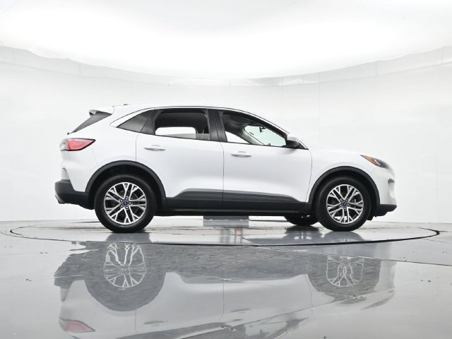 Certified 2022 Ford Escape SEL FWD image 36
