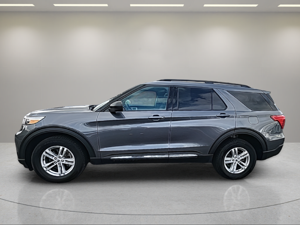 Certified 2024 Ford Explorer XLT AWD/4WD image 4