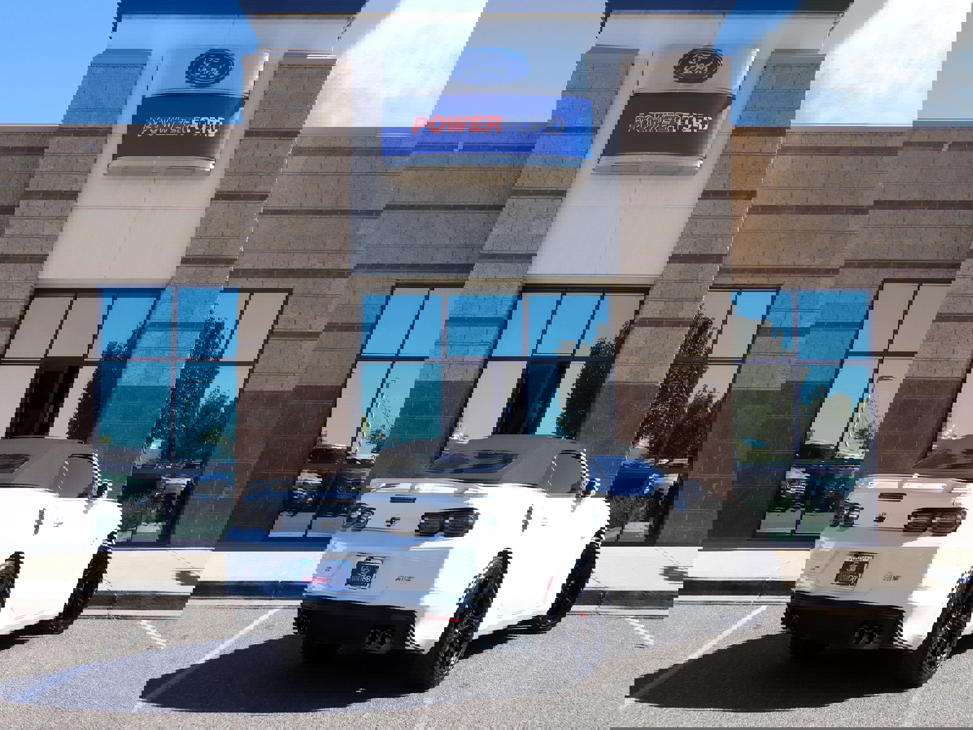 Used 2023 Chevrolet Camaro SS image 5