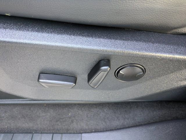 Certified 2025 Ford F150 Lariat w/ Equipment Group 501A Mid image 20