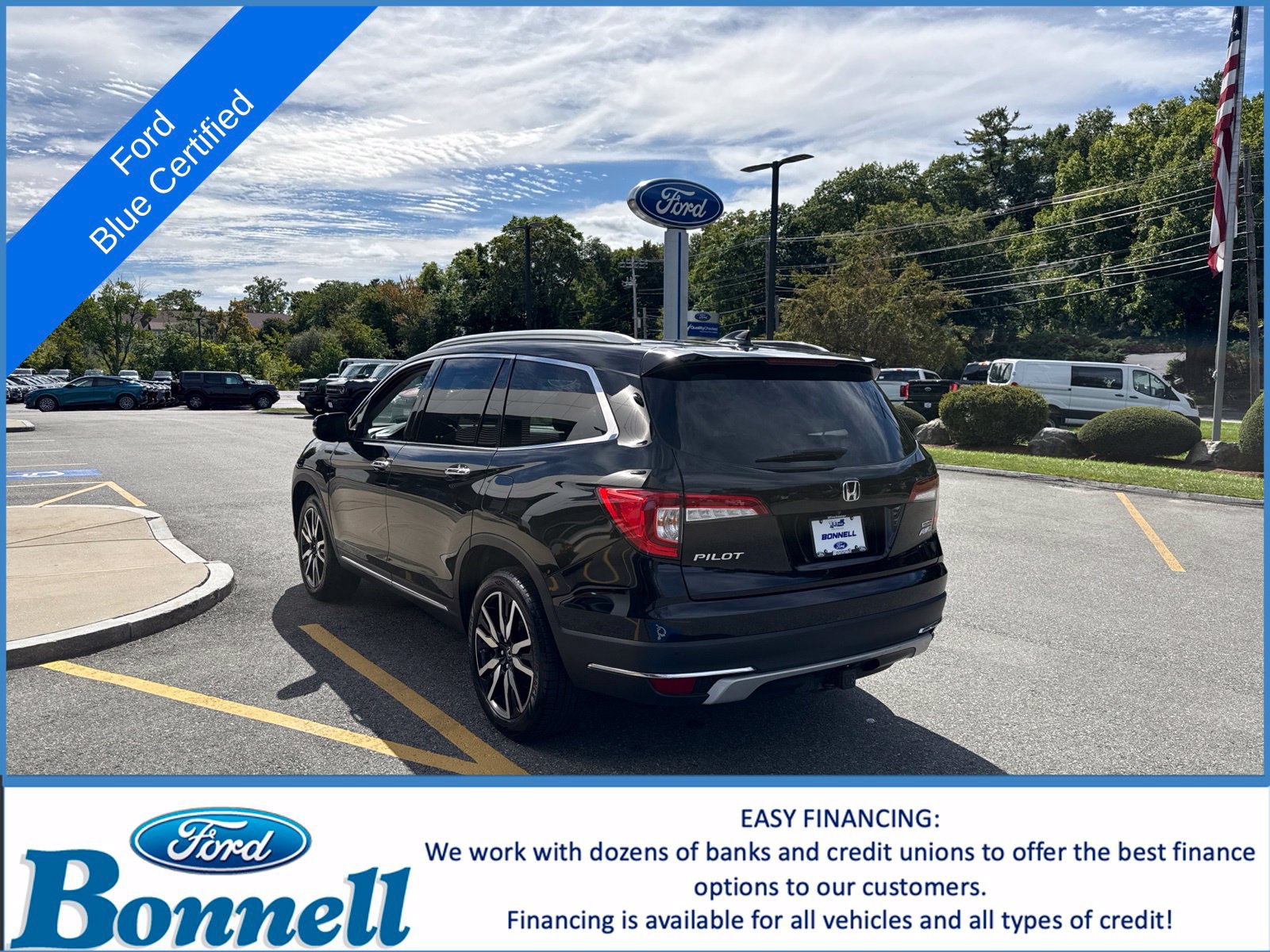 Used 2020 Honda Pilot Touring image 3