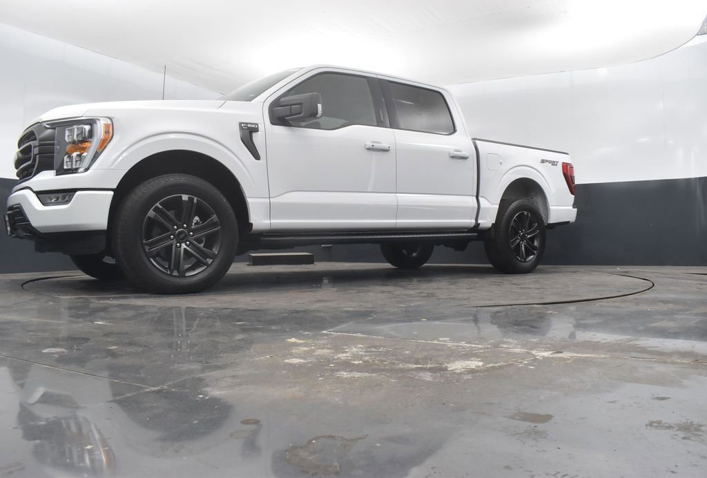 Certified 2022 Ford F150 XLT w/ Equipment Group 302A High image 6