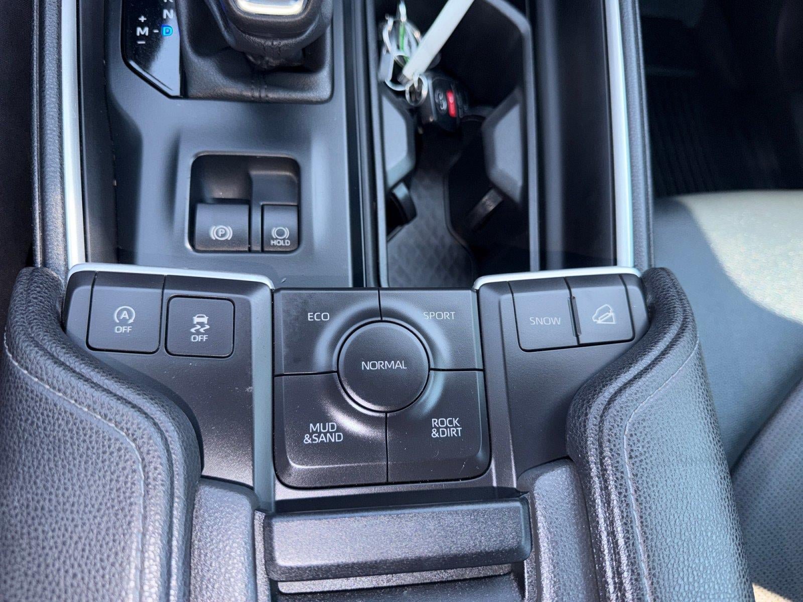 Used 2024 Toyota Grand Highlander AWD image 20