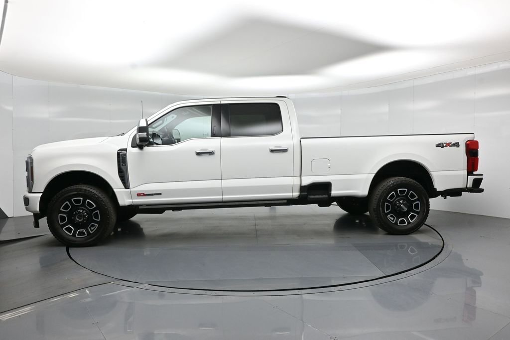 Certified 2024 Ford F250 Platinum AWD/4WD image 31
