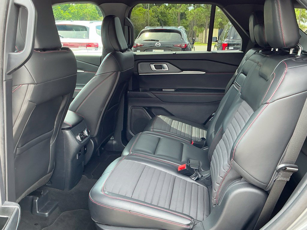 Certified 2025 Ford Explorer ST-Line w/ Premium Package RWD image 29
