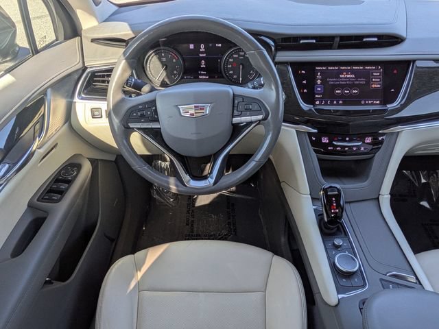 Used 2020 Cadillac XT6 Premium Luxury FWD image 17
