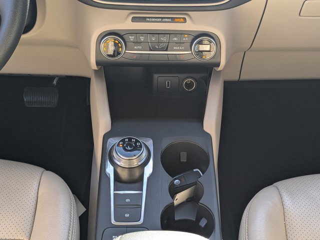 Certified 2020 Ford Escape SE image 20