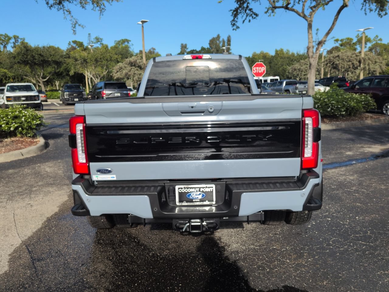 Certified 2026 Ford F450 Platinum w/ FX4 Off-Road Package AWD/4WD image 5