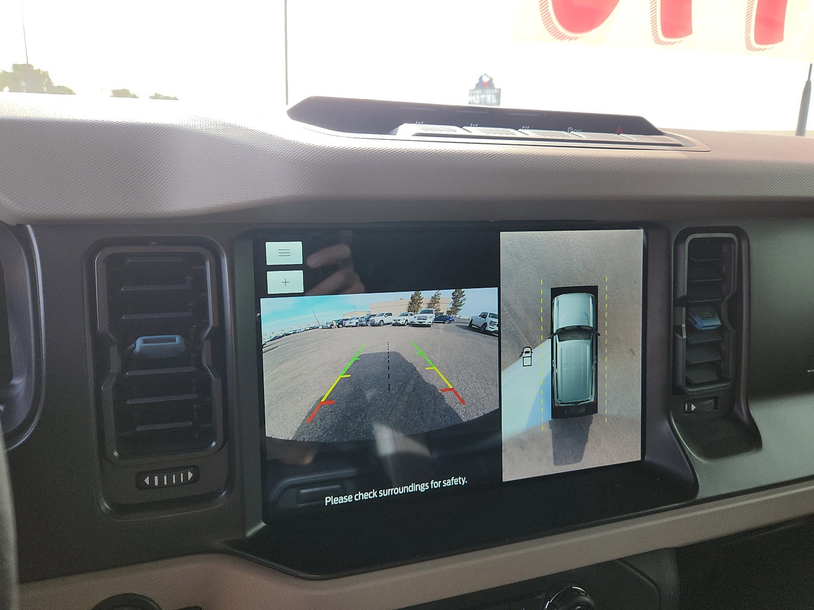 Certified 2023 Ford Bronco Wildtrak image 11