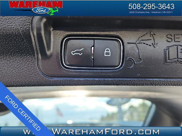 Certified 2022 Ford Explorer XLT w/ Equipment Group 202A AWD/4WD image 17
