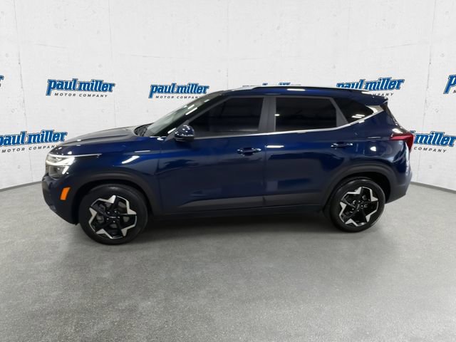 Used 2024 Kia Seltos EX AWD/4WD image 4