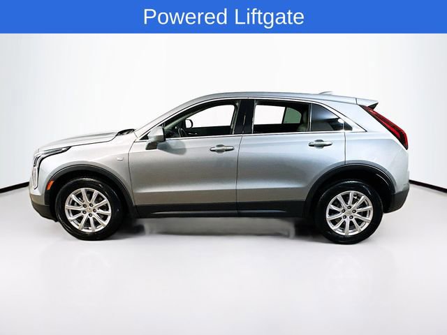 Used 2023 Cadillac XT4 Luxury w/ Cold Weather Package image 2