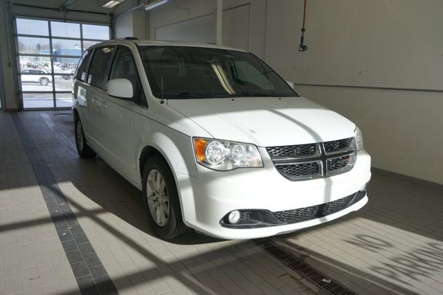 Used 2018 Dodge Grand Caravan SXT image 8