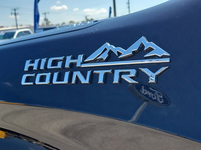 Used 2024 Chevrolet Silverado 1500 High Country image 9