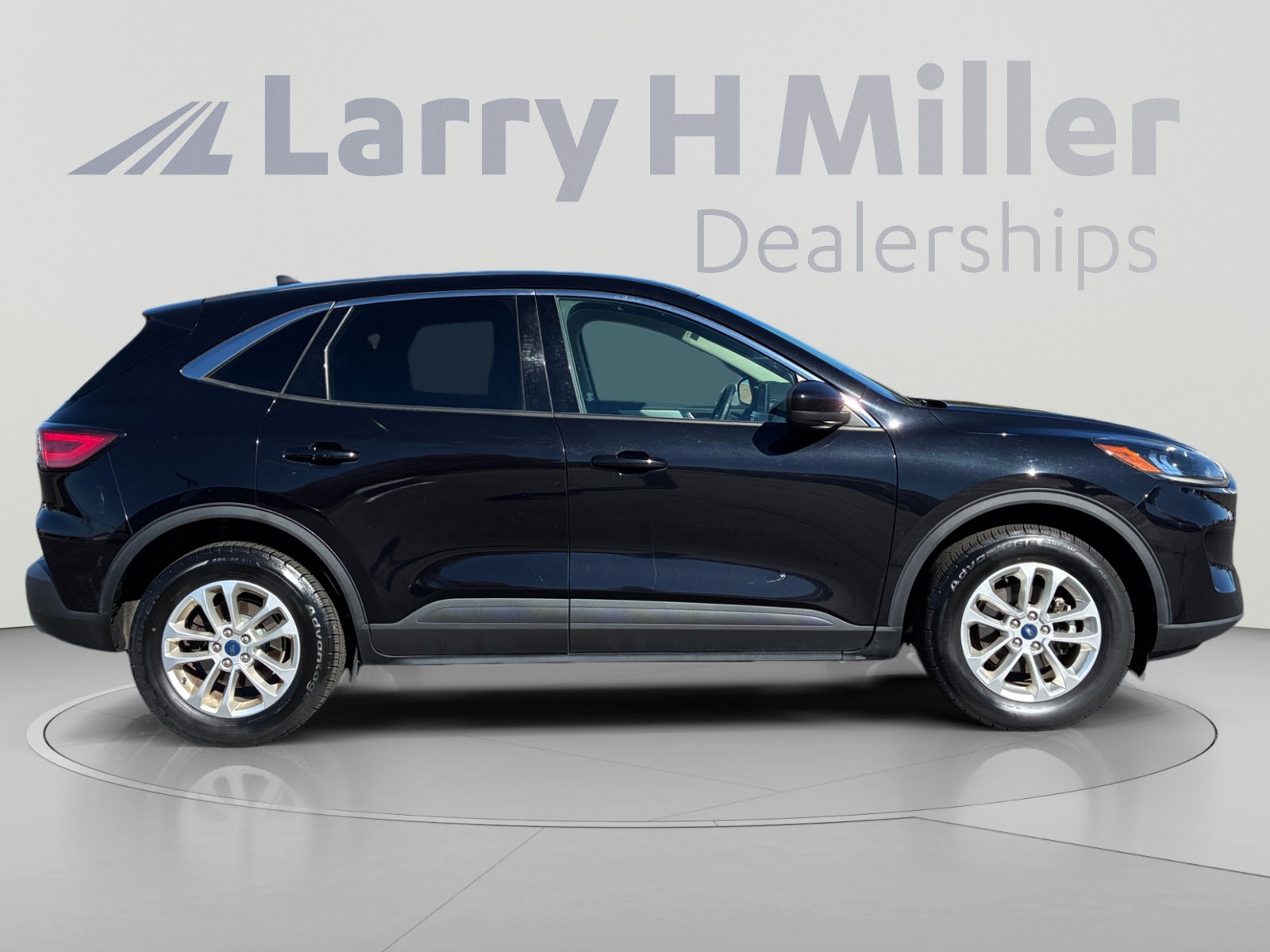 Certified 2020 Ford Escape SE AWD/4WD image 6