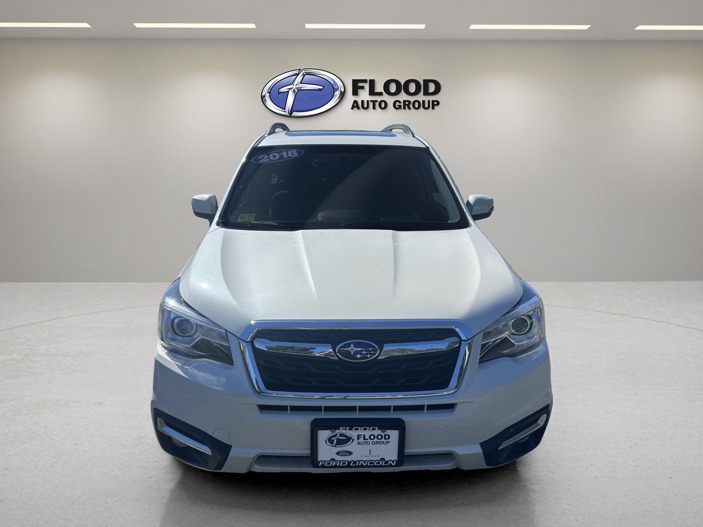 Used 2018 Subaru Forester 2.5i Touring AWD/4WD image 2
