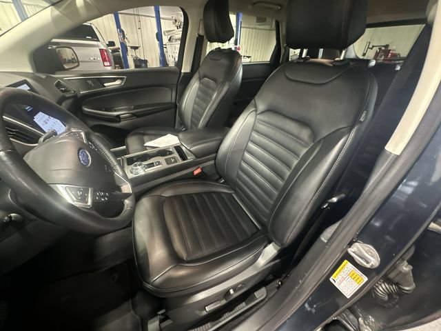 Certified 2022 Ford Edge SEL w/ Convenience Package AWD/4WD image 17