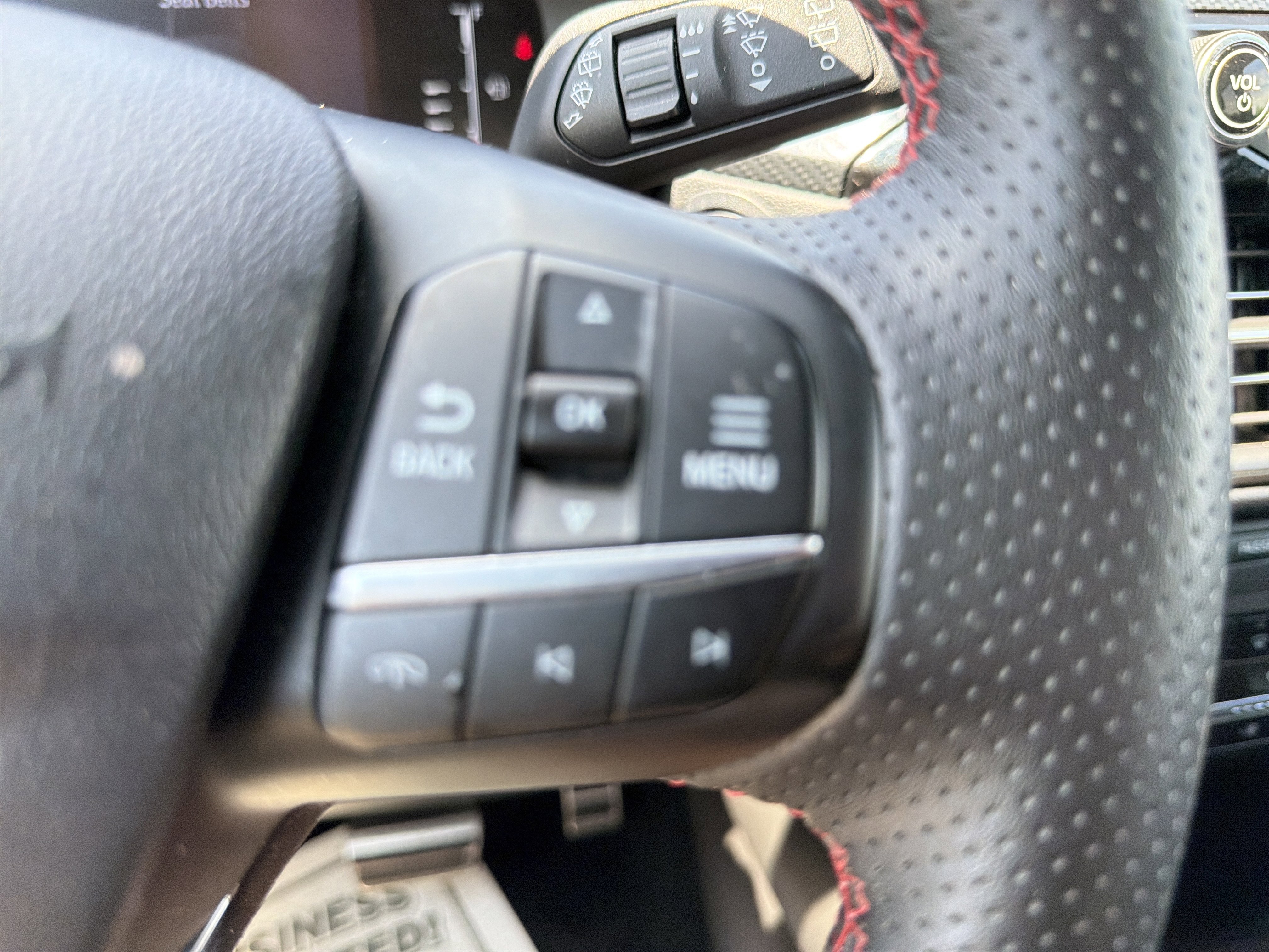 Certified 2024 Ford Escape ST-Line AWD/4WD image 12