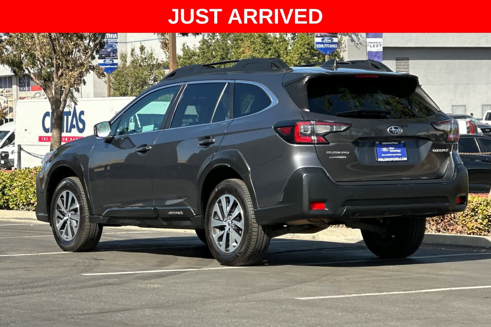 Used 2023 Subaru Outback Premium AWD/4WD image 7