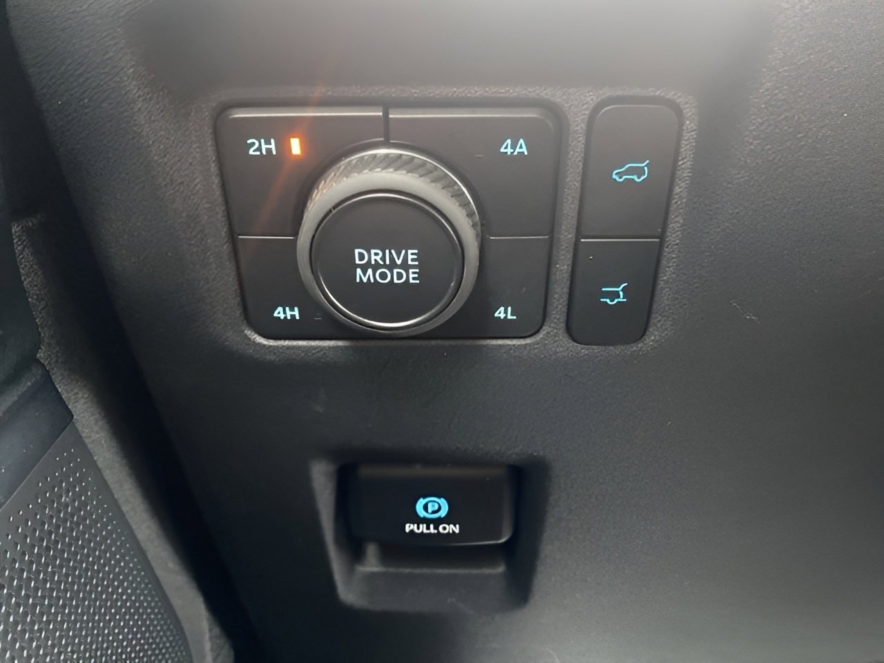 Certified 2025 Ford Expedition Max Platinum image 18