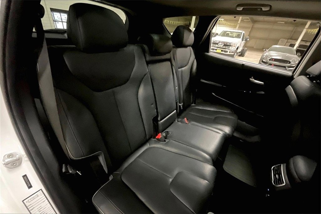 Used 2023 Hyundai Santa Fe Limited image 26