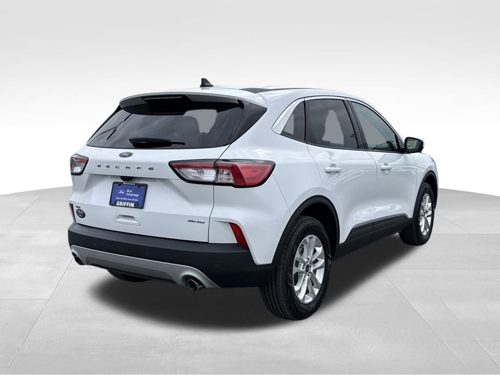 Certified 2021 Ford Escape SE image 5