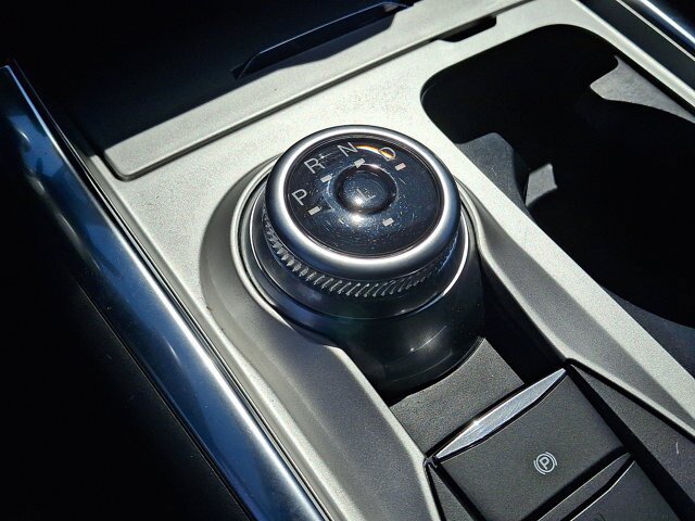 Certified 2023 Ford Explorer Platinum w/ Technology Package AWD/4WD image 4