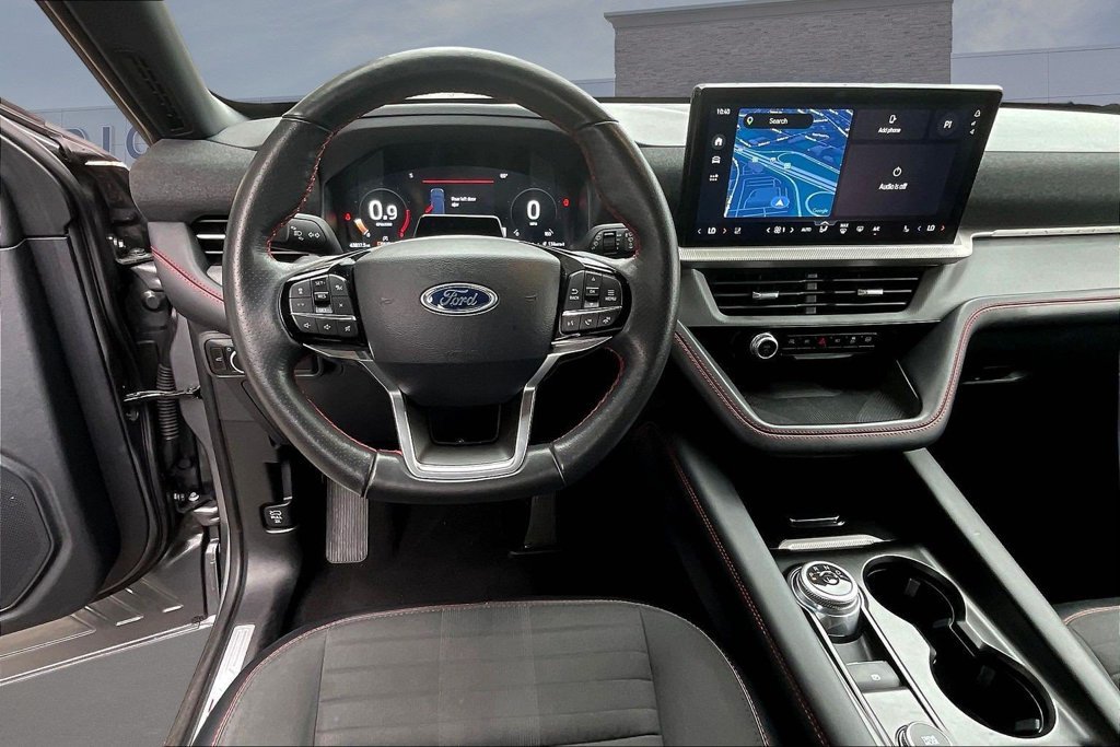 Certified 2025 Ford Explorer ST-Line AWD/4WD image 8