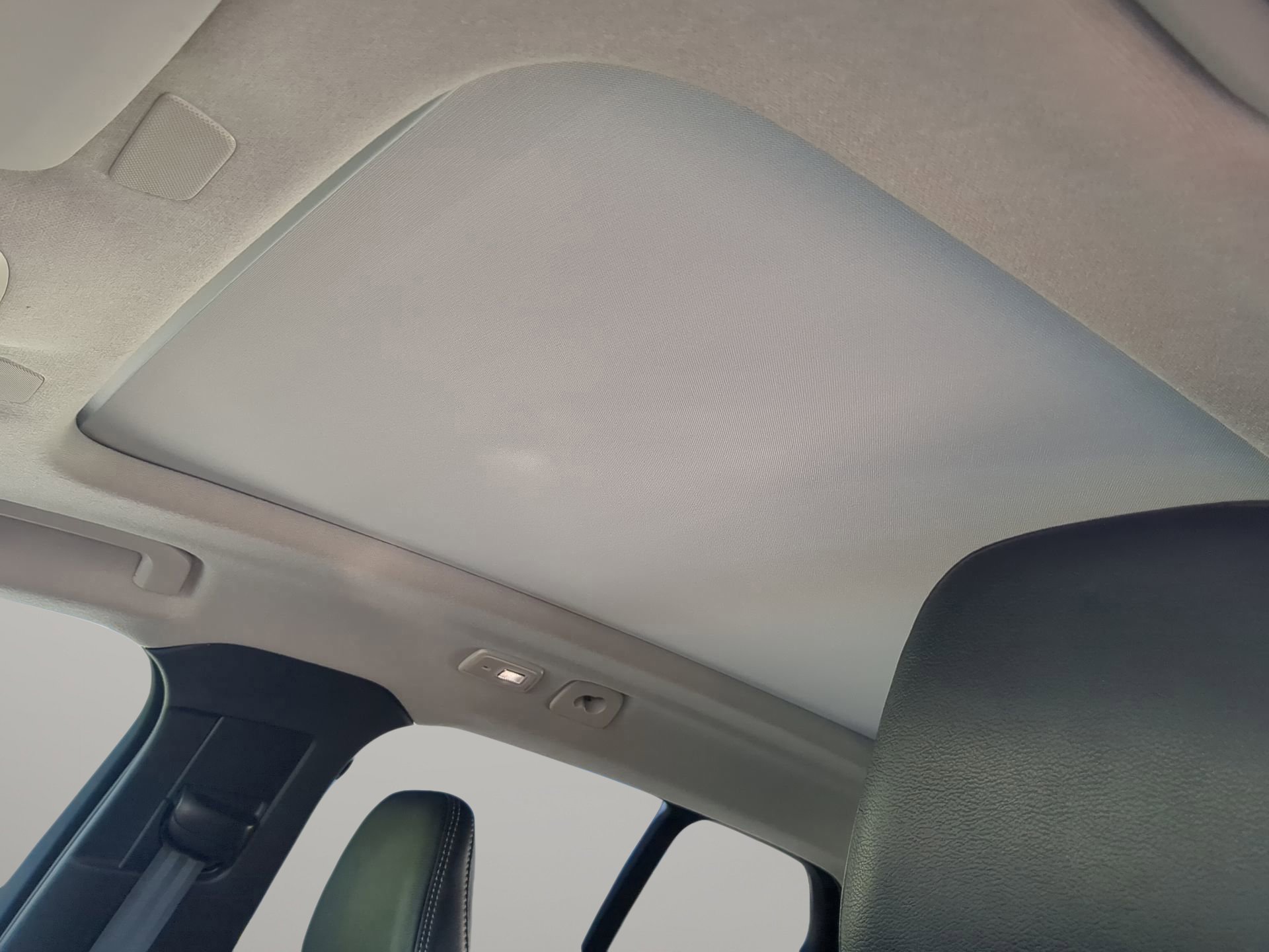 Used 2023 Volvo XC40 B5 Plus w/ Protection Package Premier image 58