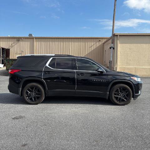 Used 2018 Chevrolet Traverse LT w/ LPO, Floor Liner Package image 9