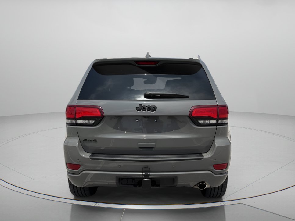 Used 2021 Jeep Grand Cherokee Laredo X AWD/4WD image 4