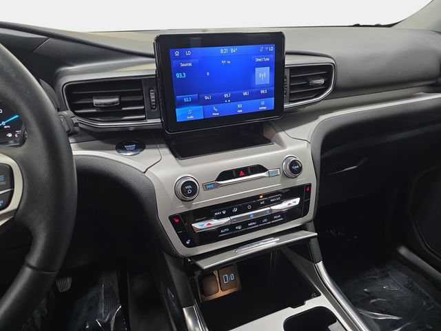 Certified 2023 Ford Explorer XLT w/ Equipment Group 202A AWD/4WD image 20