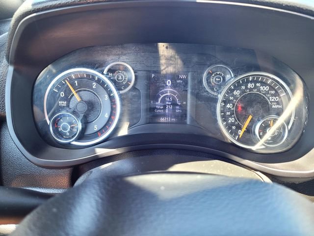 Used 2022 RAM 2500 Tradesman w/ Chrome Appearance Group AWD/4WD image 21