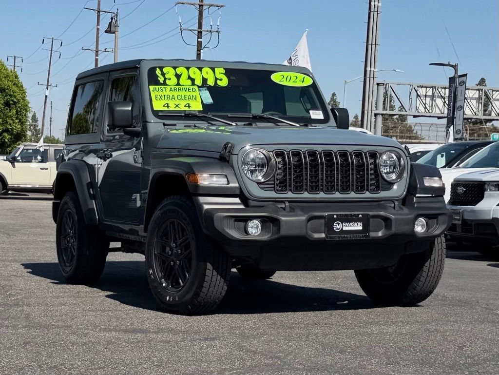 Used 2024 Jeep Wrangler Sport AWD/4WD image 3