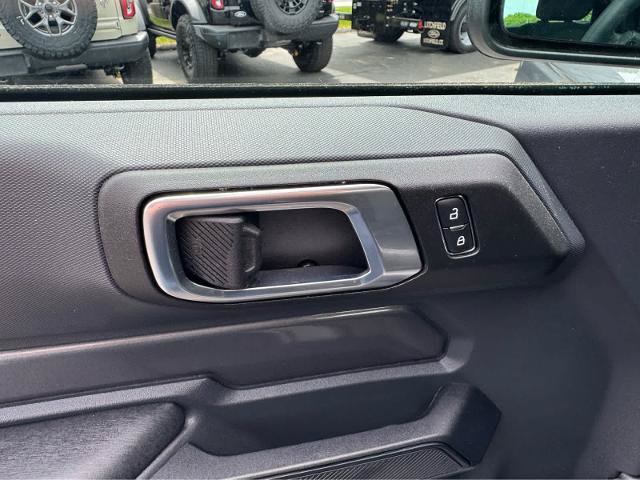 Certified 2025 Ford Bronco 2-Door AWD/4WD image 12