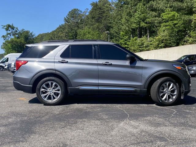 Certified 2022 Ford Explorer XLT w/ Equipment Group 202A AWD/4WD image 6