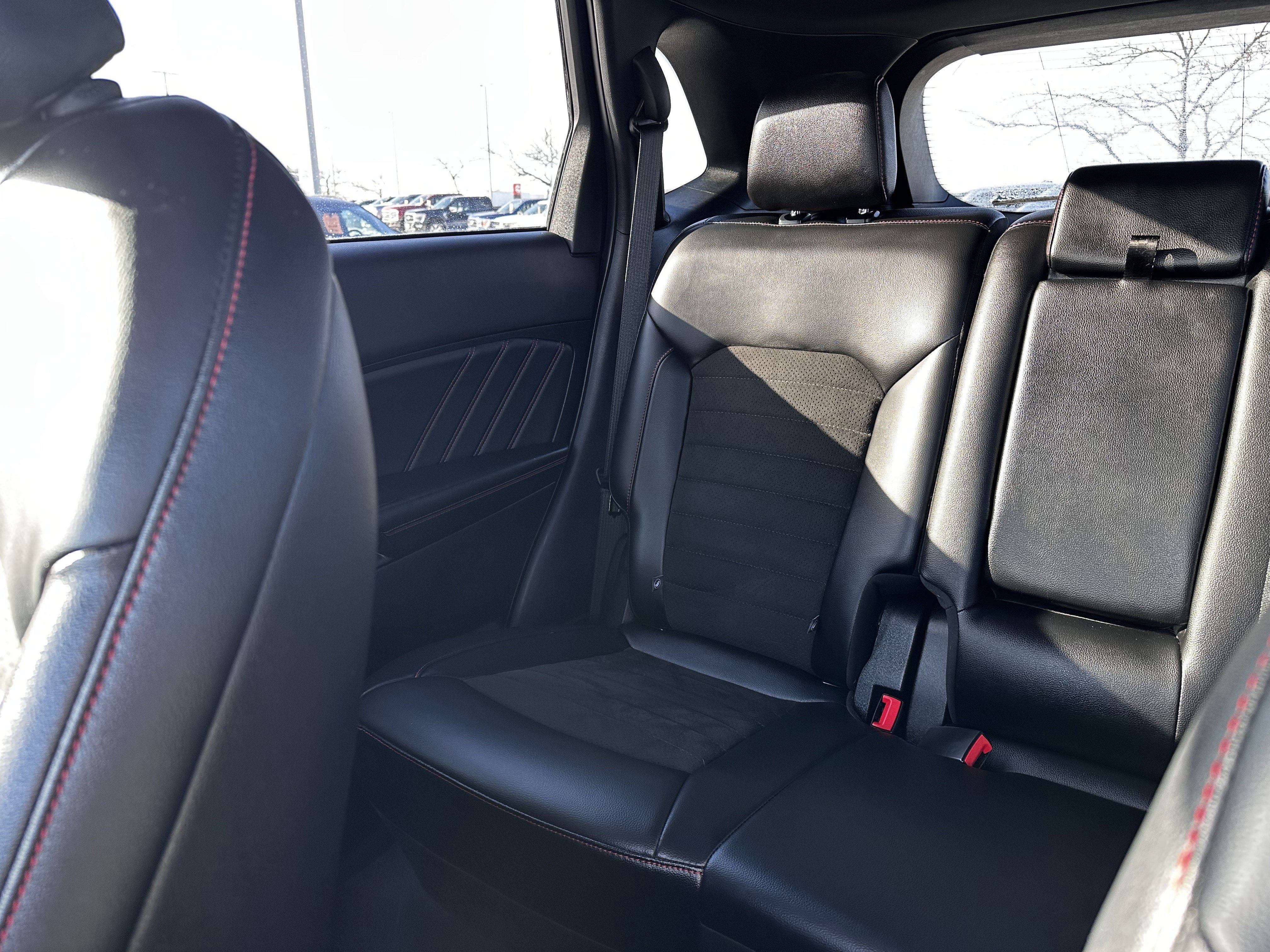 Certified 2024 Ford Edge ST-Line image 12