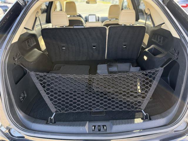 Certified 2022 Ford Edge SEL w/ Convenience Package AWD/4WD image 4