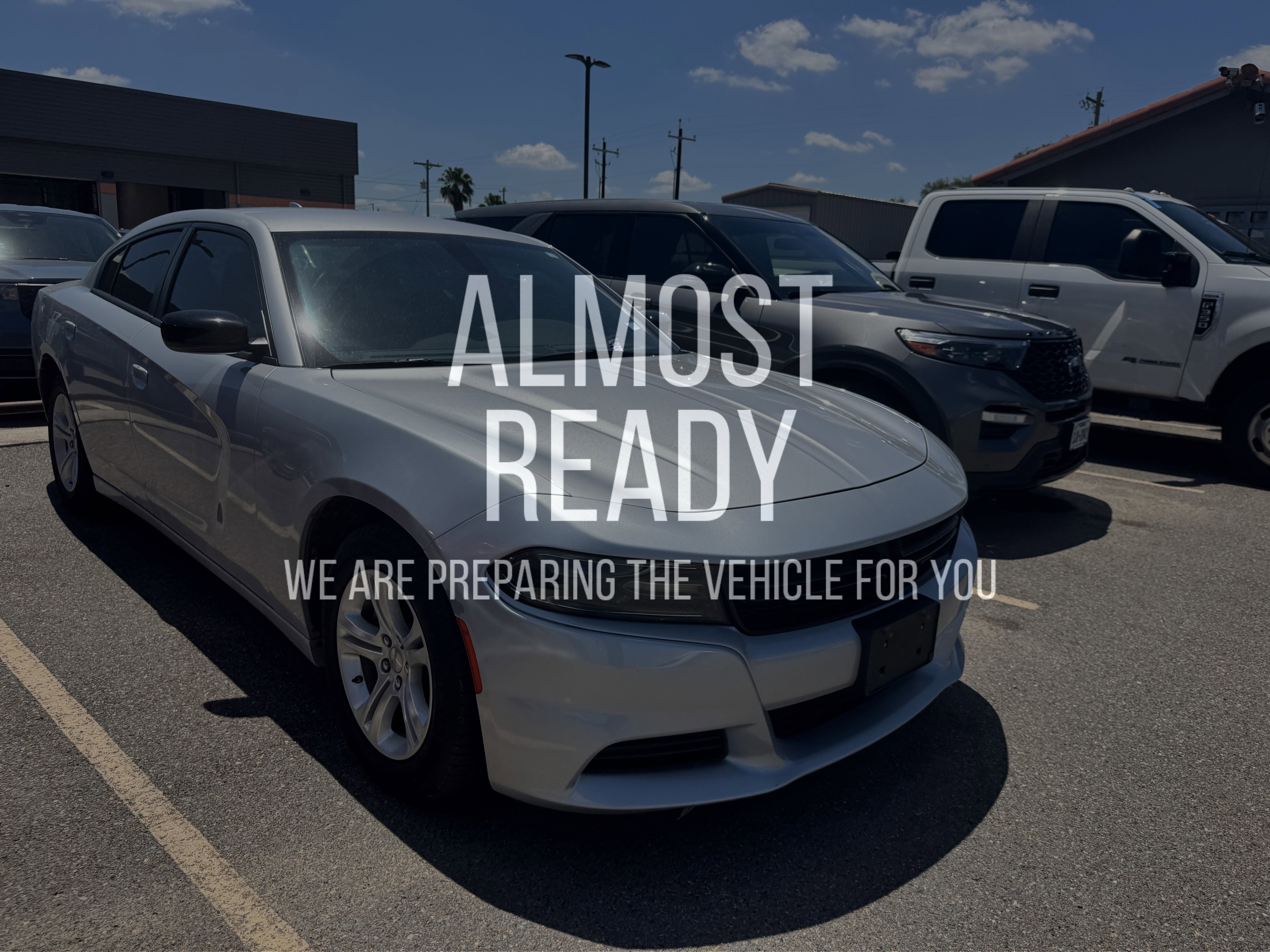 Used 2023 Dodge Charger SXT RWD image 5