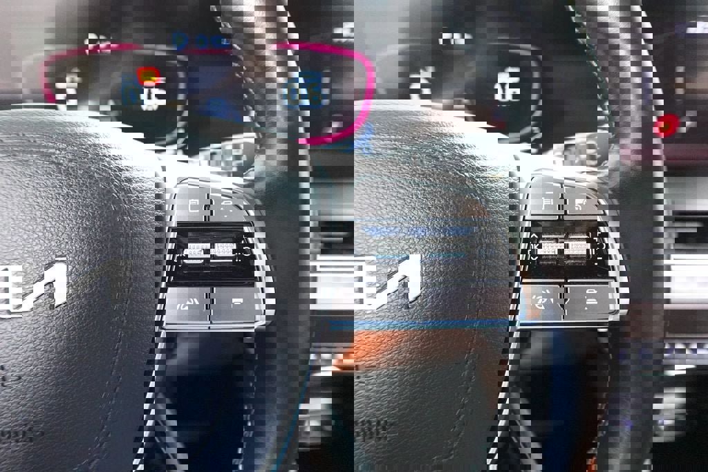 Used 2024 Kia Telluride EX X-Line image 13