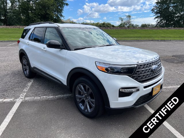Certified 2023 Ford Explorer XLT w/ Equipment Group 202A