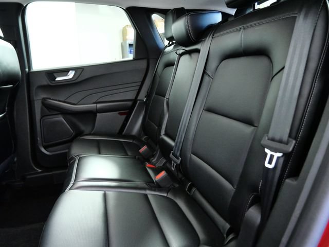 Certified 2025 Ford Escape Platinum AWD/4WD image 15