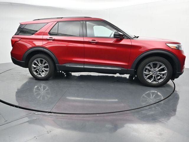 Certified 2022 Ford Explorer Limited w/ Equipment Group 301A AWD/4WD image 12